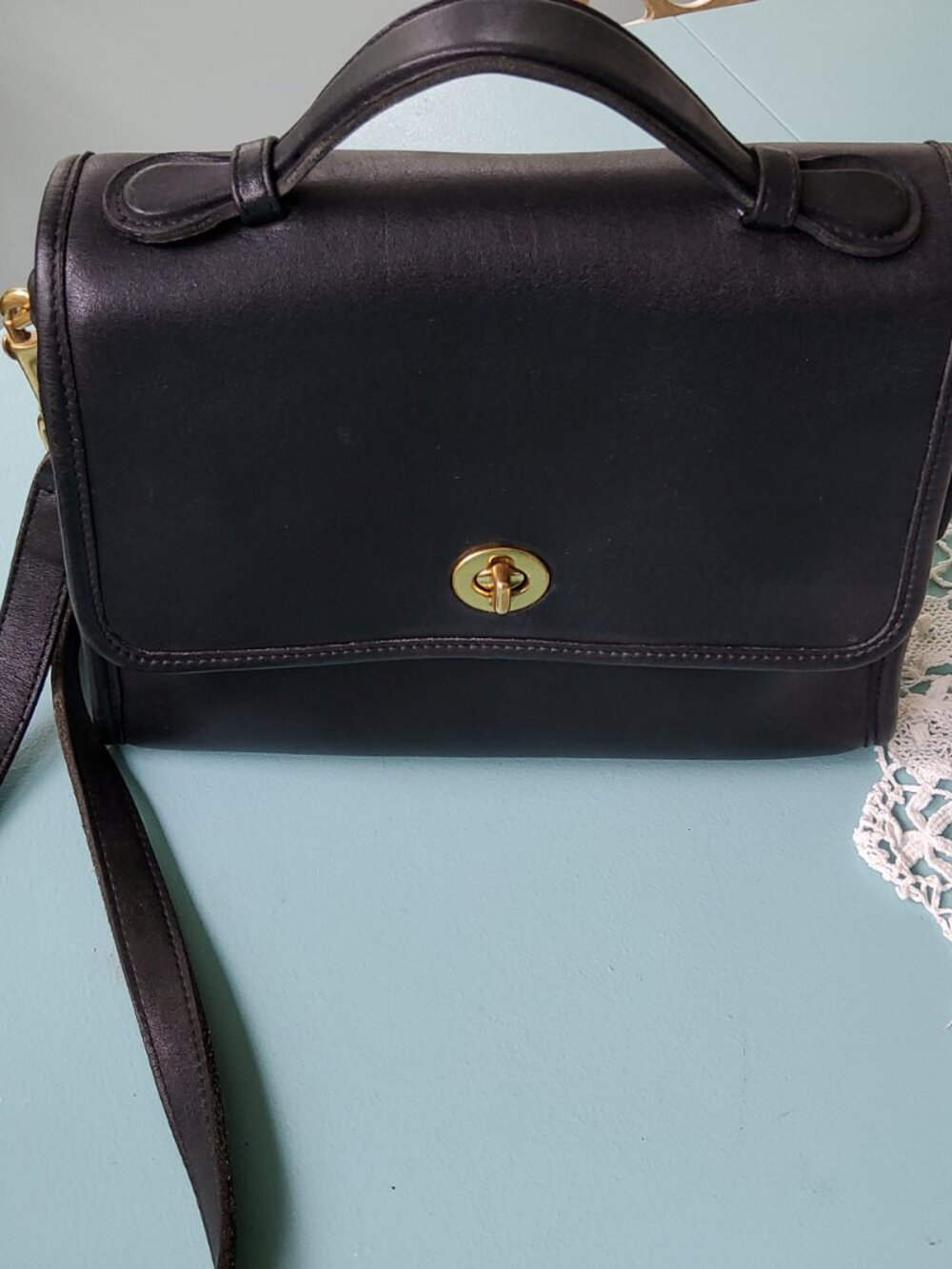 Vintage Coach Court Crossbody in Black + Hangtag 9870 - Picture 13 of 16
